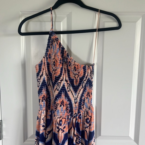 MOON RIVER Women's One Shoulder Smocked Shirred Dress Size Medium - Picture 3 of 10